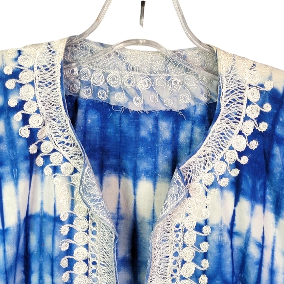 Tie Dye Blue Embroidered Vintage Pullover Tunic Top Women's See Measurements - Picture 3 of 10